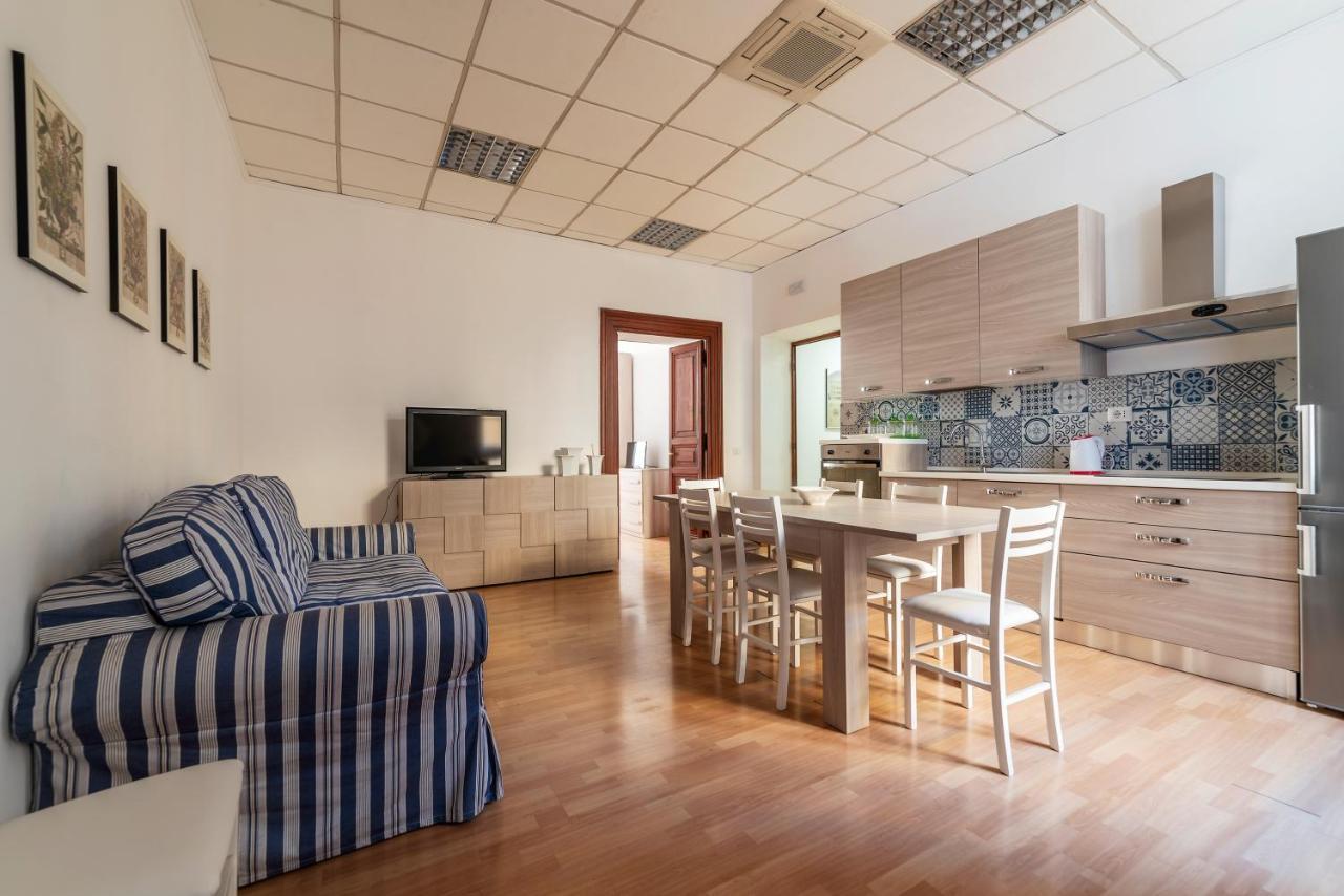 Residence Borgognoni Apartments Rome Buitenkant foto