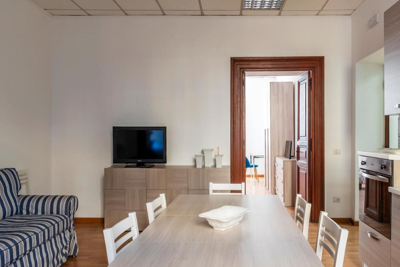 Residence Borgognoni Apartments Rome Buitenkant foto