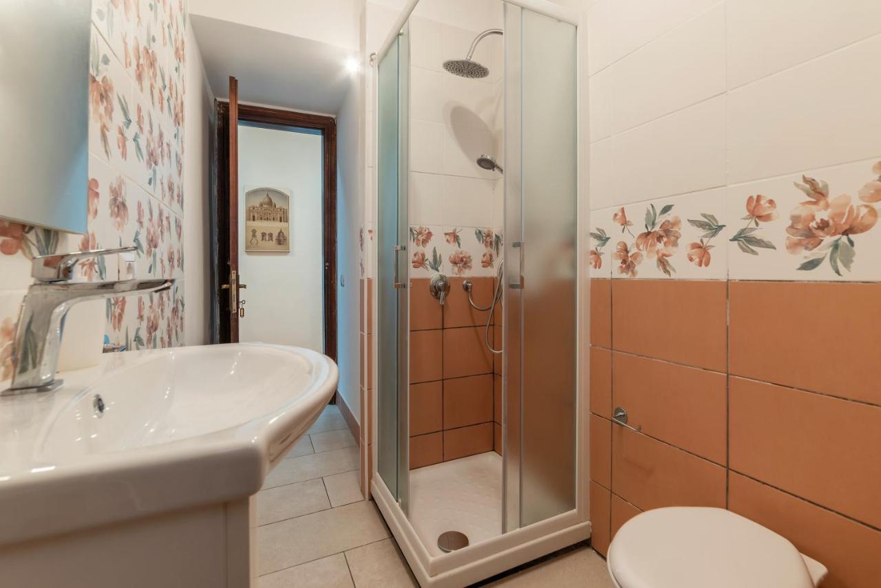 Residence Borgognoni Apartments Rome Buitenkant foto
