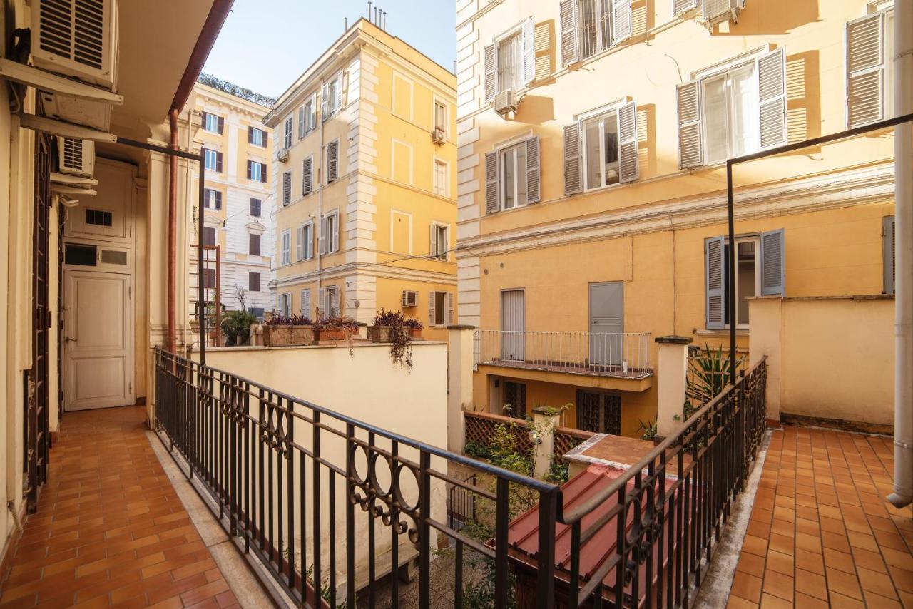 Residence Borgognoni Apartments Rome Buitenkant foto