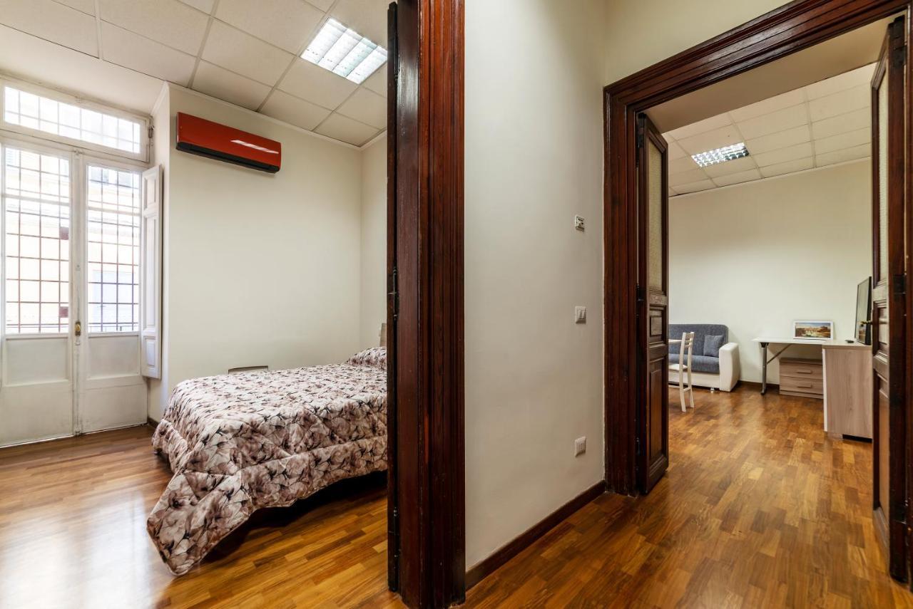 Residence Borgognoni Apartments Rome Buitenkant foto