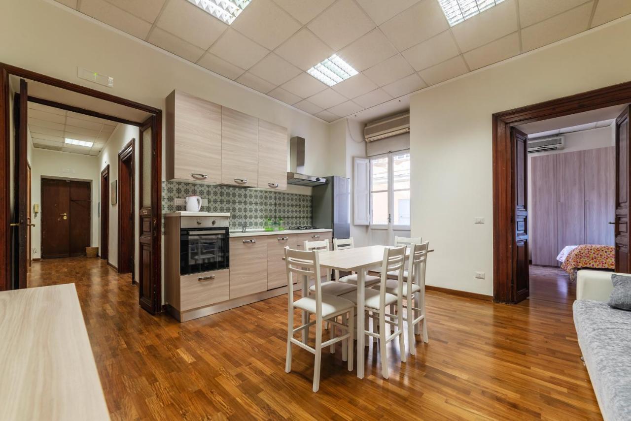 Residence Borgognoni Apartments Rome Buitenkant foto